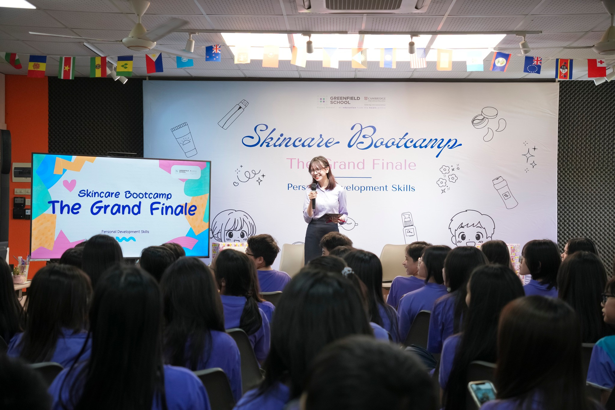 Học sinh Khối 7 hào hứng tham gia buổi tổng kết chương trình "Skincare Bootcamp" - The Grand Finale
