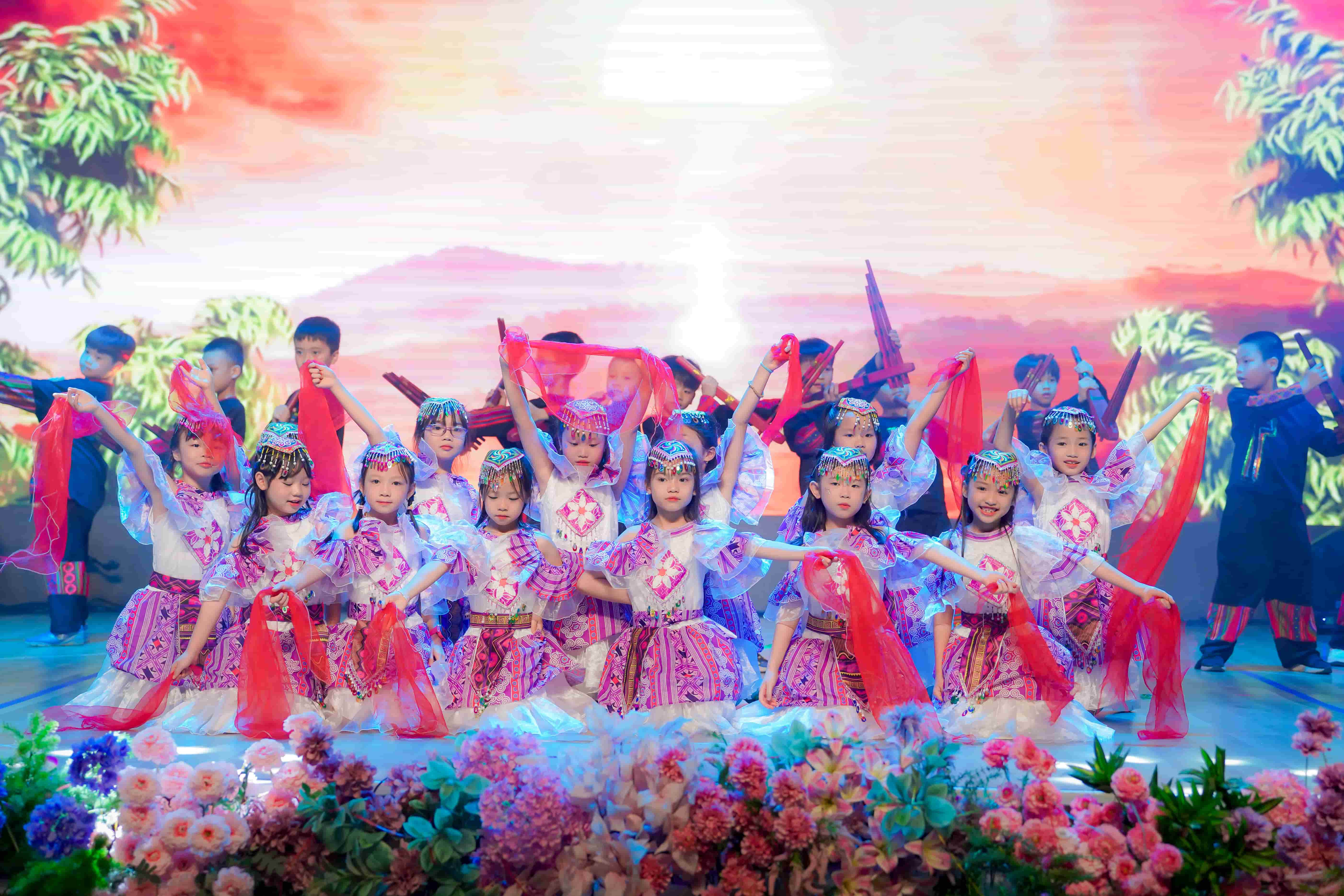 Gần 600 học sinh tỏa sáng tại Chung kết Greenfield Music Festival Khối 2, 4