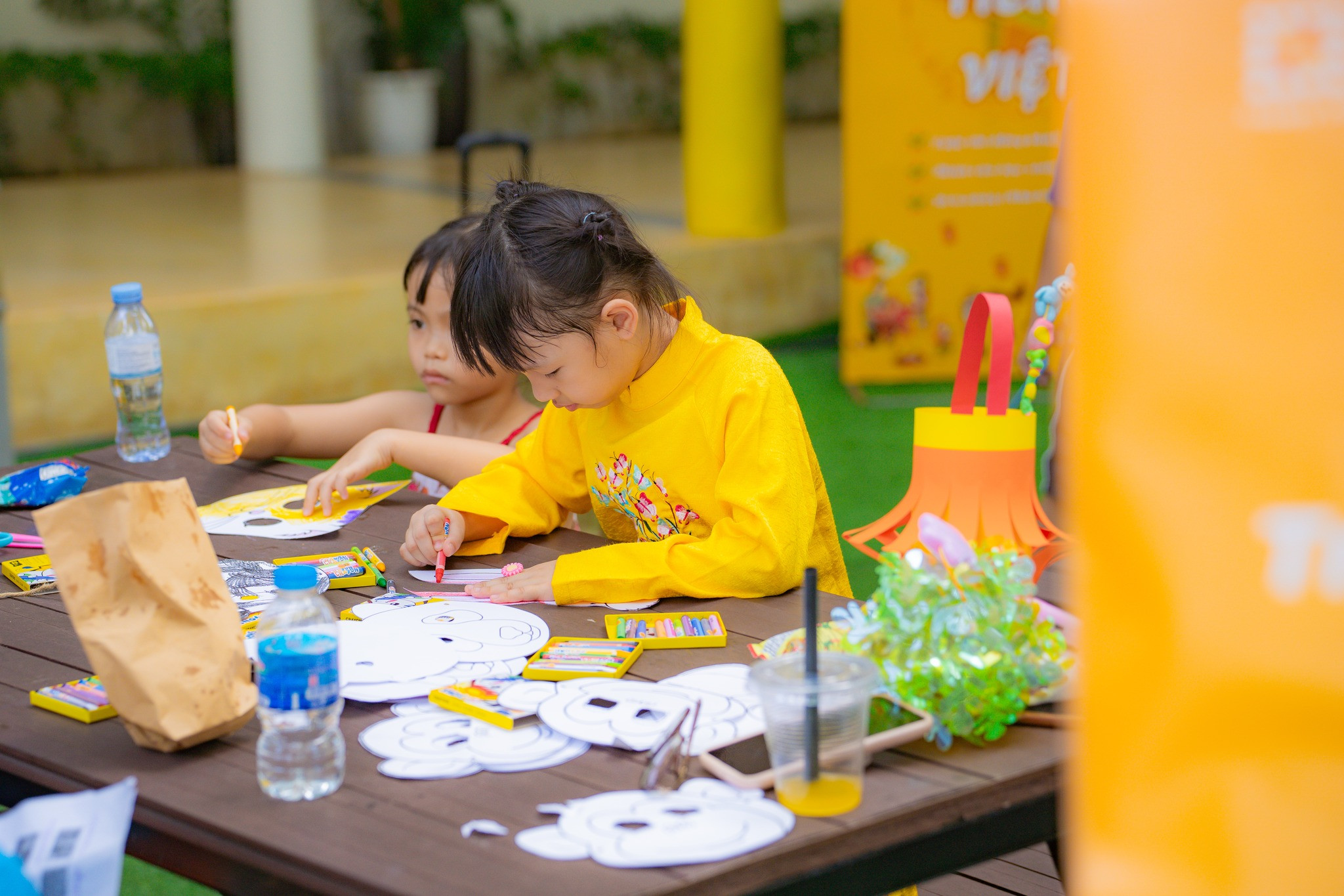Đong đầy yêu thương cùng lễ hội Trung thu tại Greenfield School