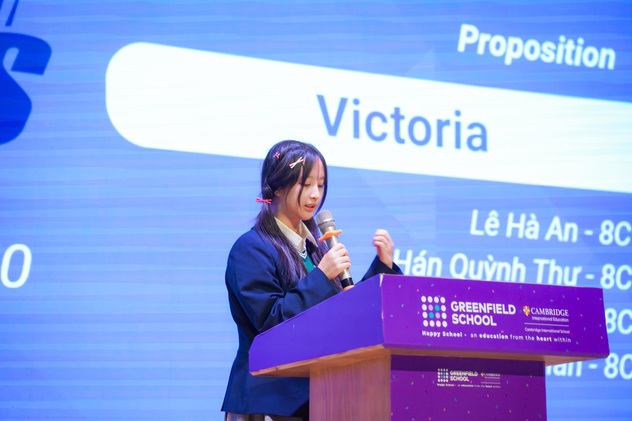 Những màn tranh tài quyết liệt trong trận Chung kết Greenfield Debating Championship 2025