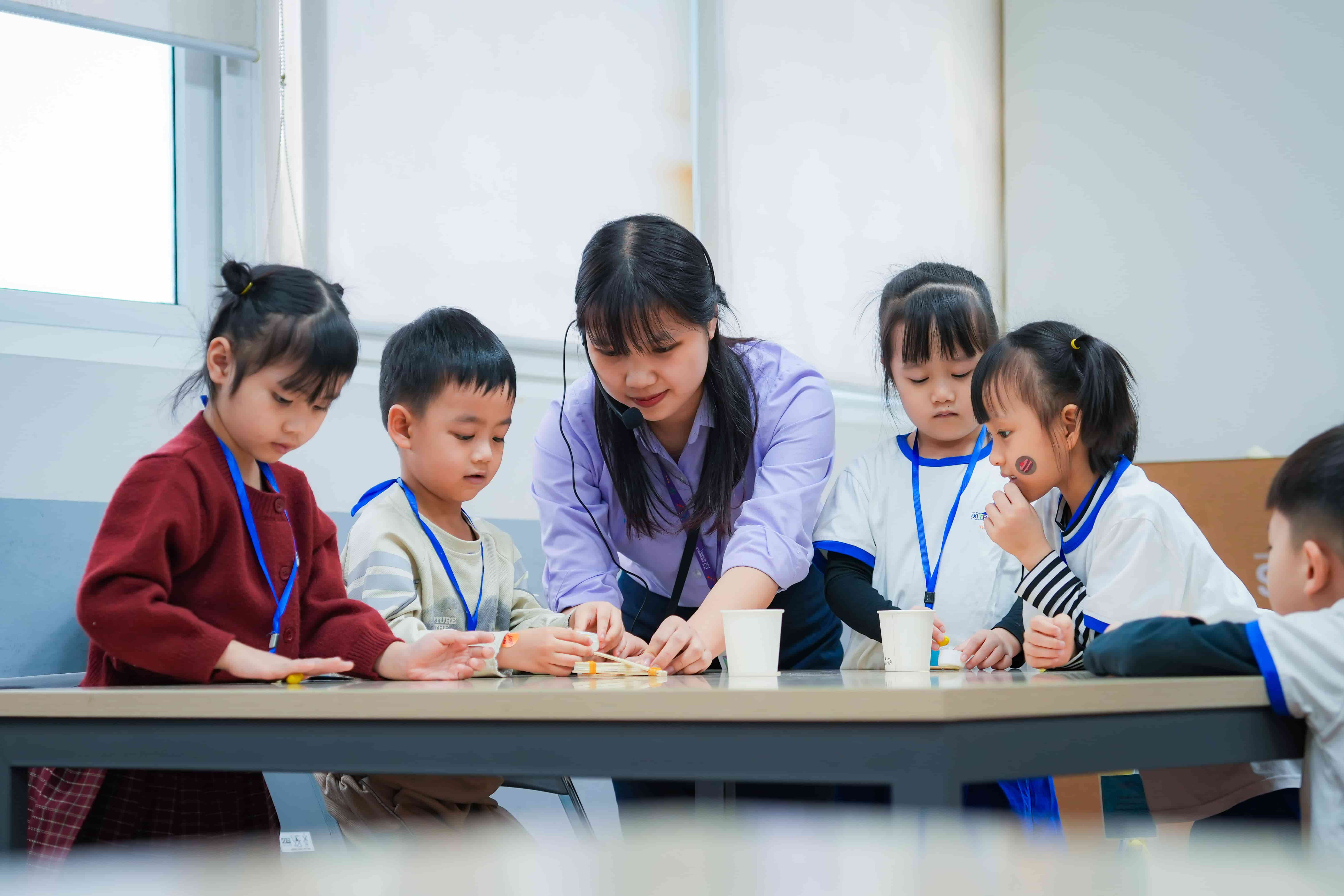 16 kỹ năng chuẩn bị cho trẻ vào Lớp 1 cha mẹ cần phải "nằm lòng"