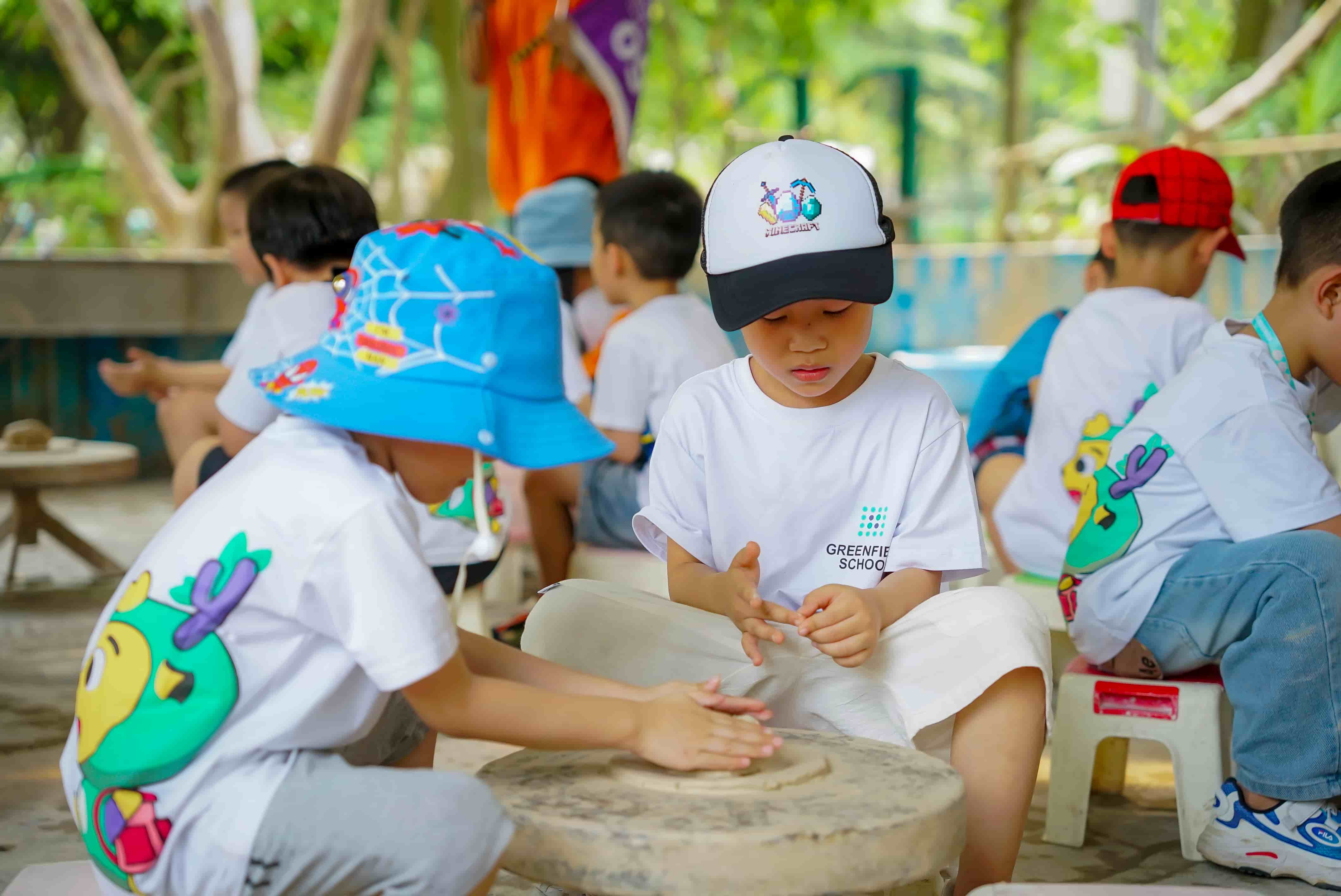 5 cách dạy trẻ kỹ năng sống tự lập hiệu quả tại nhà