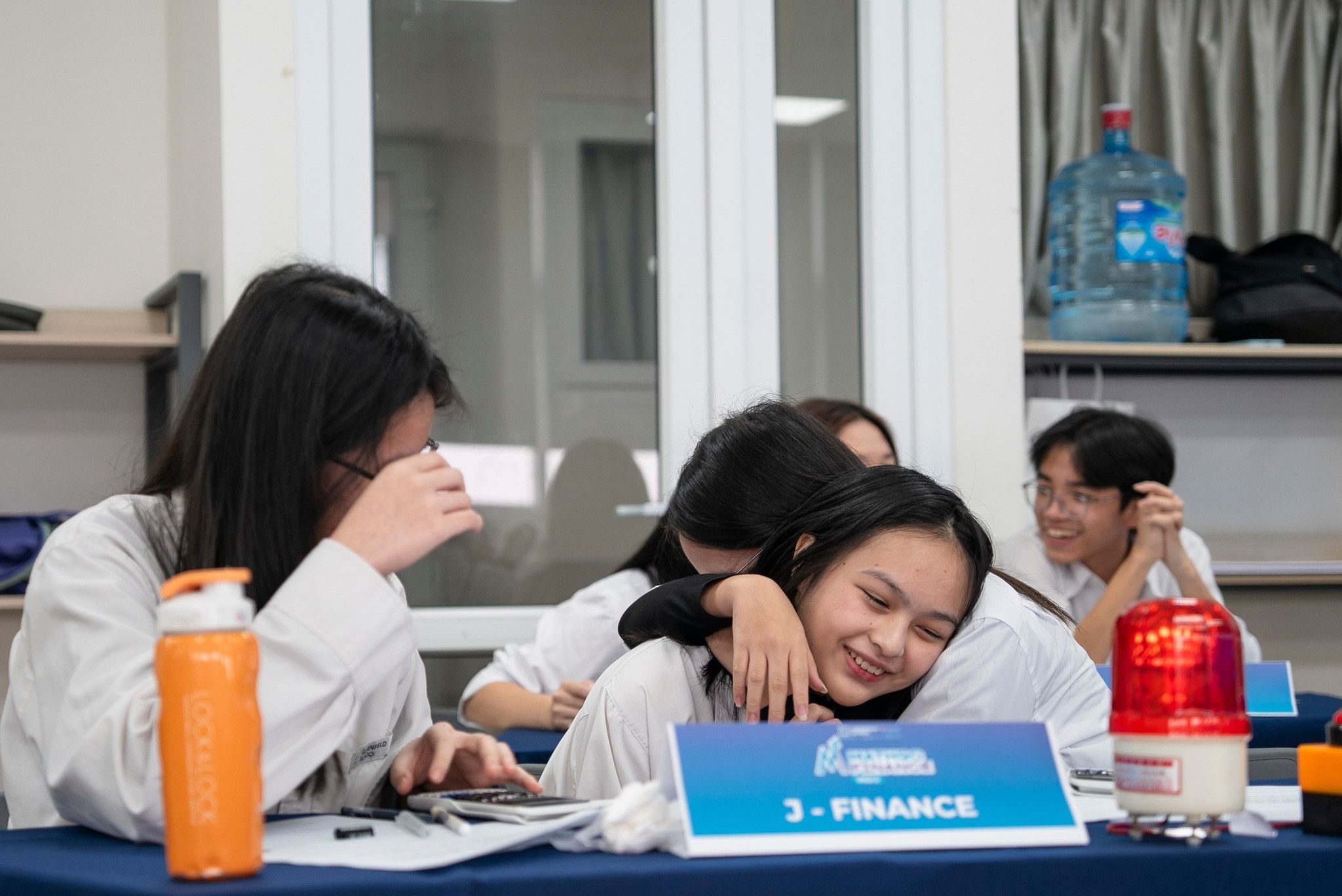 Chung kết Mathgo Finance 2026: Khi toán học trở thành chìa khóa giải mã bìa toán tài chính