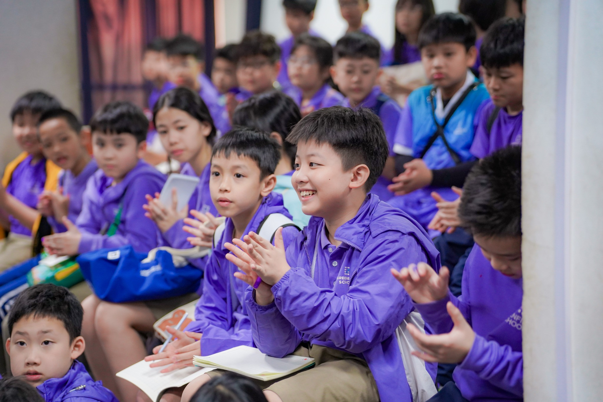 Grade 4 students explore the historical journey of the Truong Son Trail.