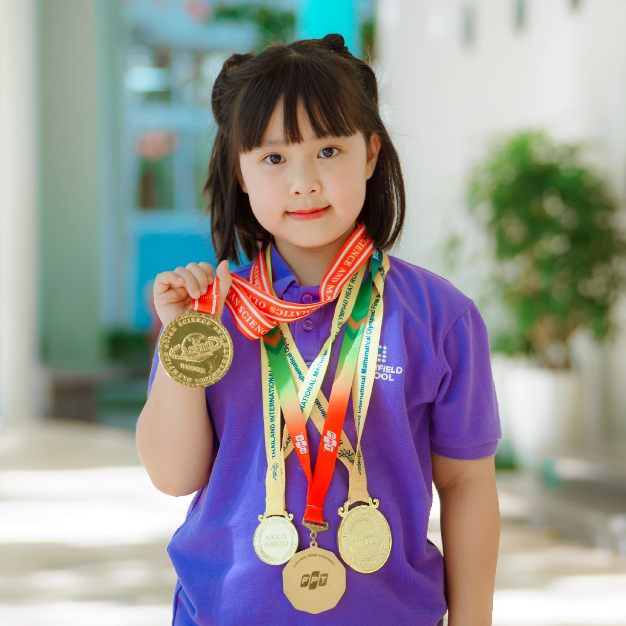 Đam mê các con số, Lê Ngọc Diệp "ẵm" 6 Huy chương Toán trong một năm học