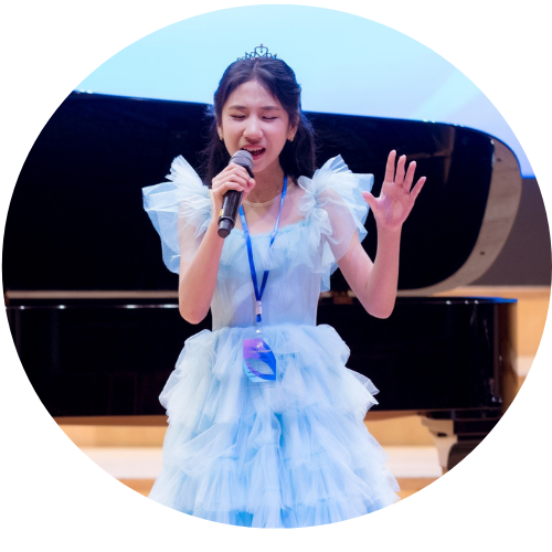 Nguyen Minh Nguyet impressively claimed first prize at the 2025 Thanh Am music competition.