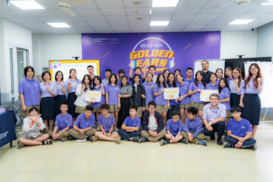 Grade 8 and 9 Students compete in listening and speaking skills at the Golden Ears Final