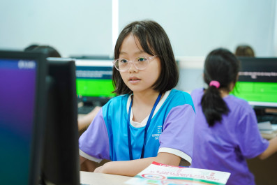 Digital Citizenship – Grade 5 students use technology safely and responsibly