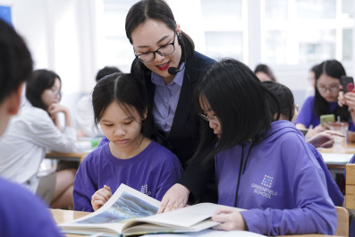 Spreading the reading culture among students through the journey of reading and creativity in literature class