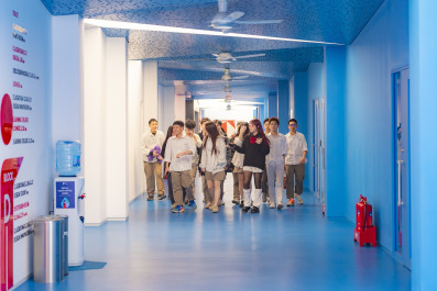 Grade 12 students explore British University Vietnam 
