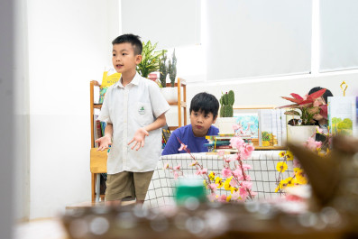 Learning literature the Greenfield School way: Student-led discussions that break all conventional molds